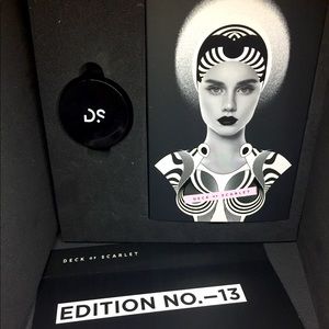 Deck Of Scarlet (Edition No 13) Makeup Pallet